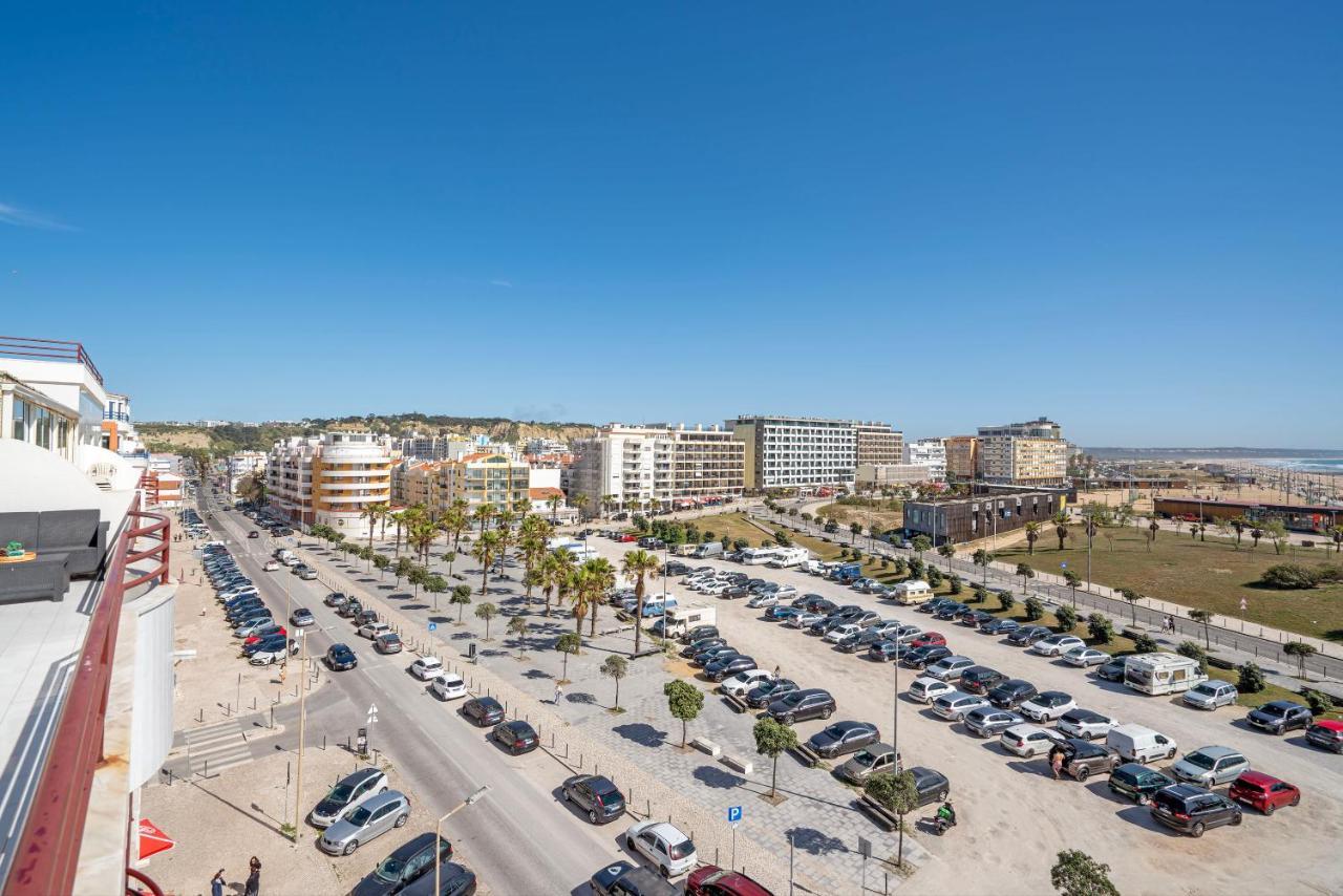 Costa Beach Apartment By The Portuguese Butler Кошта-да-Капарика Экстерьер фото